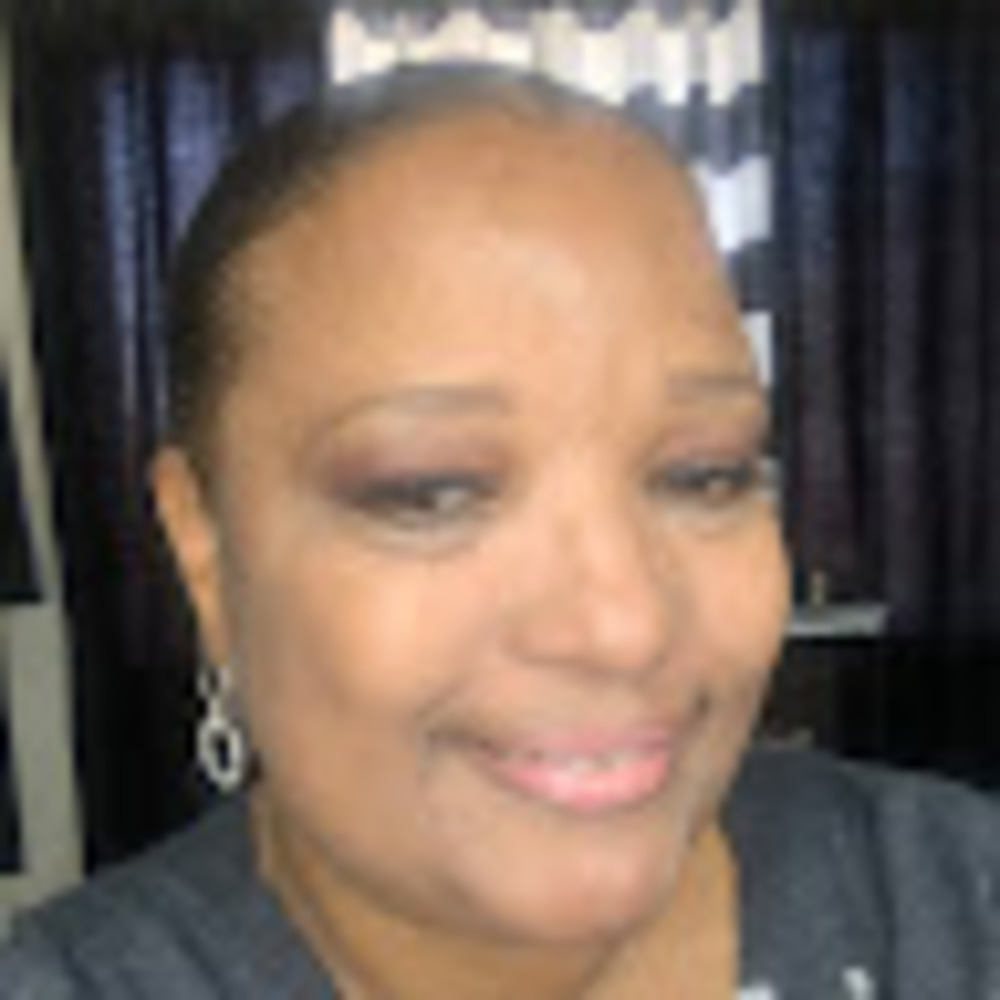 Meet your Posher, Adriane